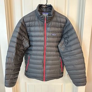 Men’s Patagonia Down Puffer - Size Medium